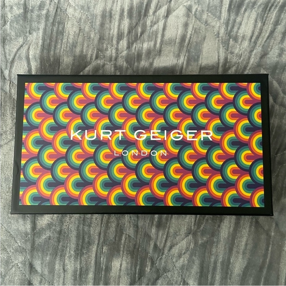 🌈 Kurt Geiger wallet box